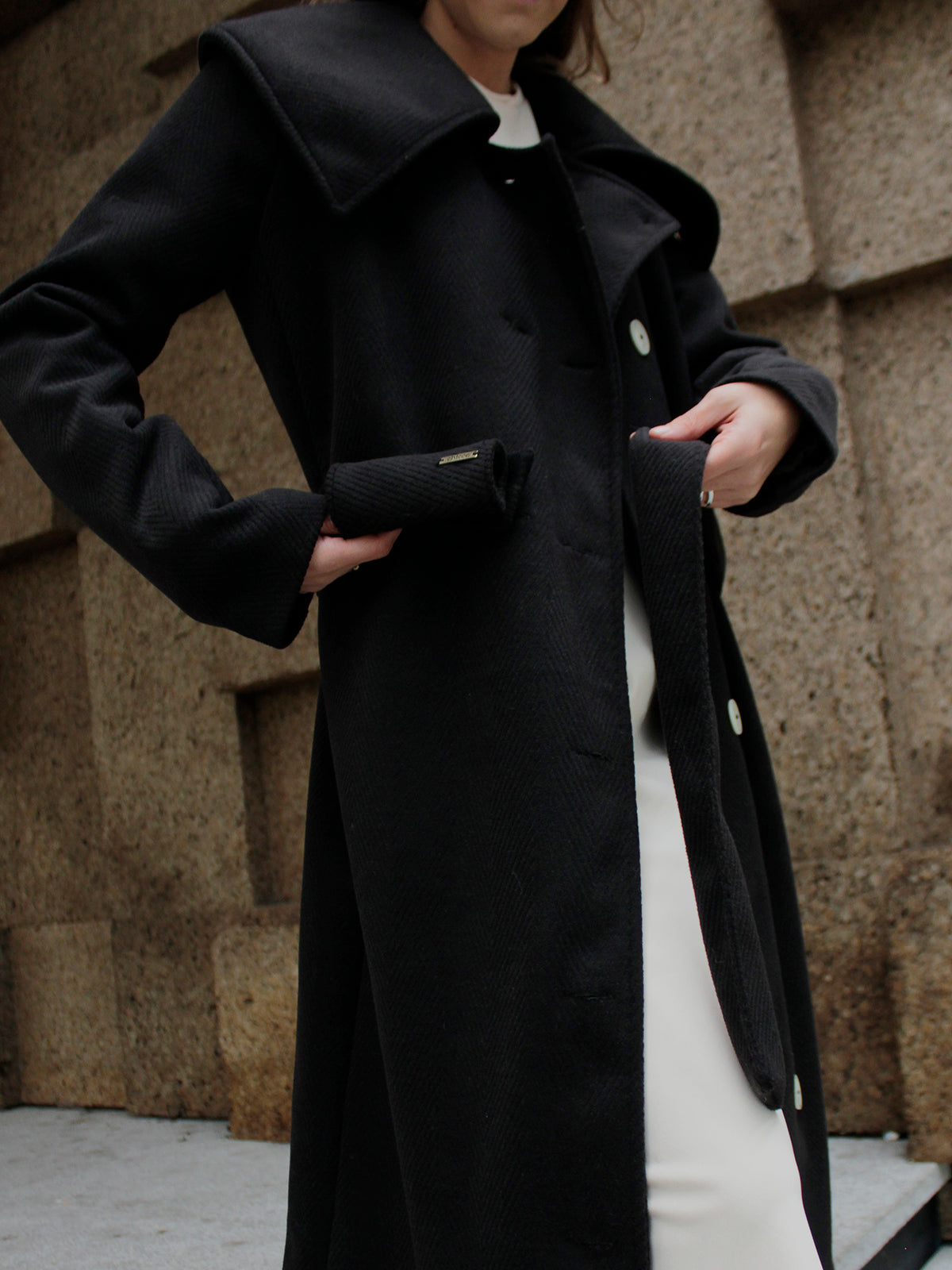 Diana | Black