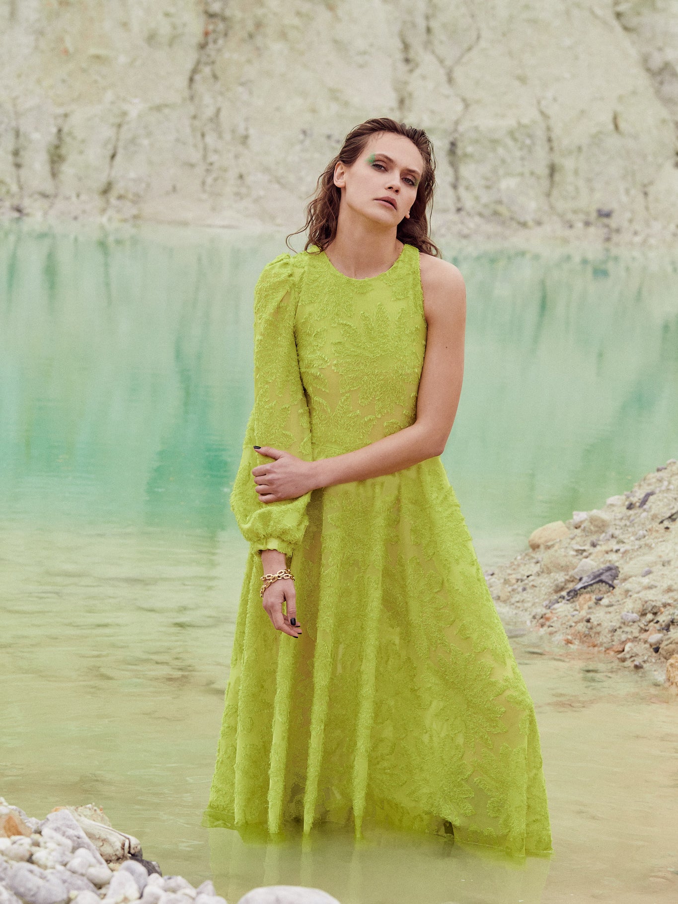 Vestido Julia | Bordado Verde-lima