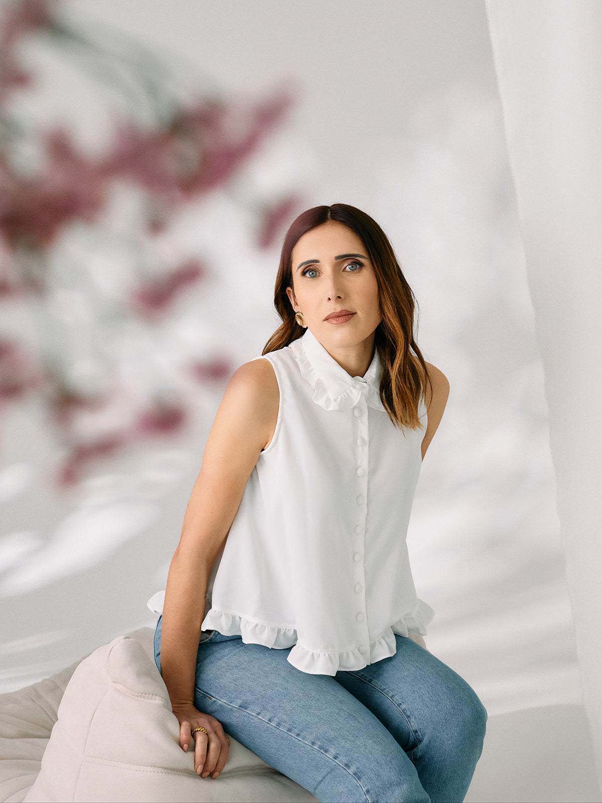 ELLA | White