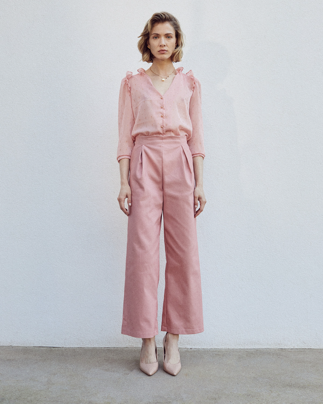 AVERY | ROSA