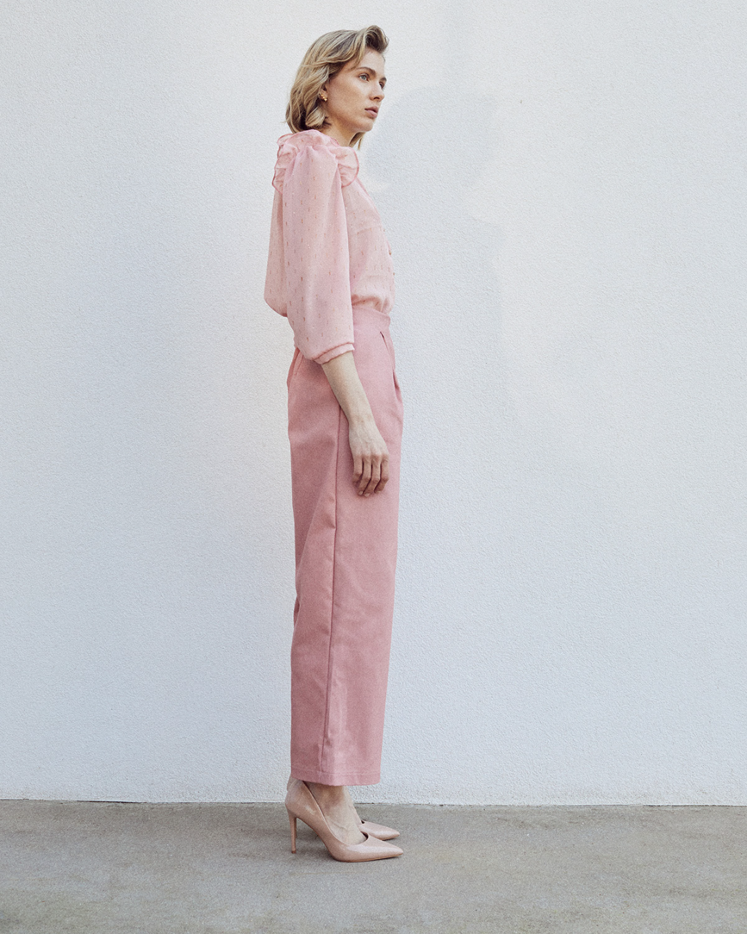 AVERY | ROSA