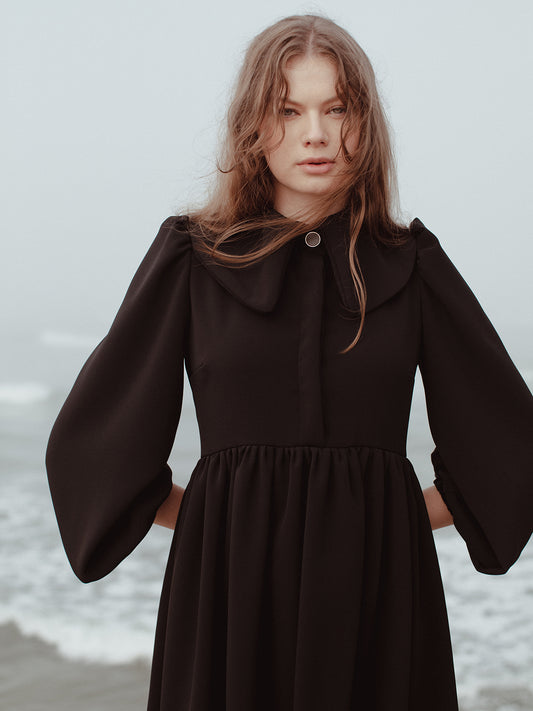 Sarah | Black